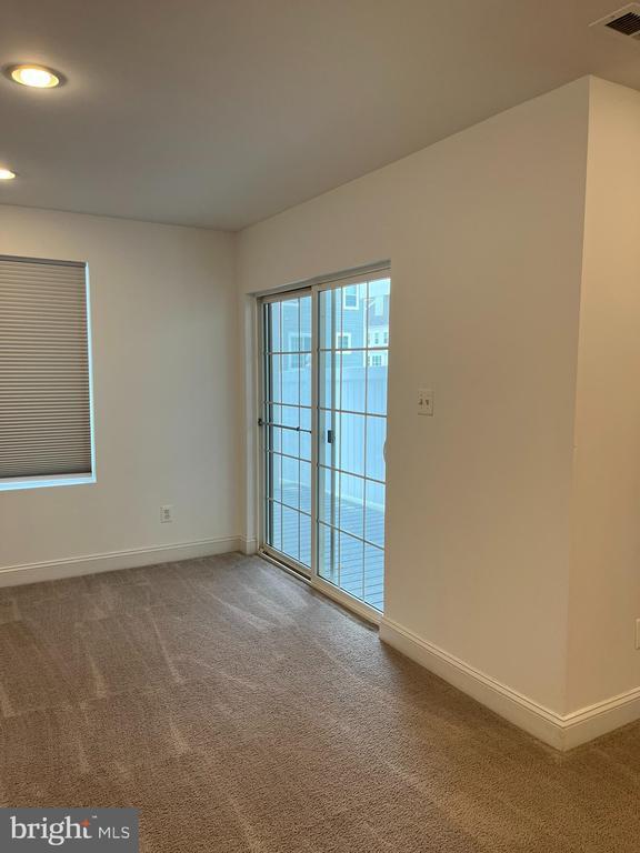 Foto del edificio - 1225 Fenwick Rd