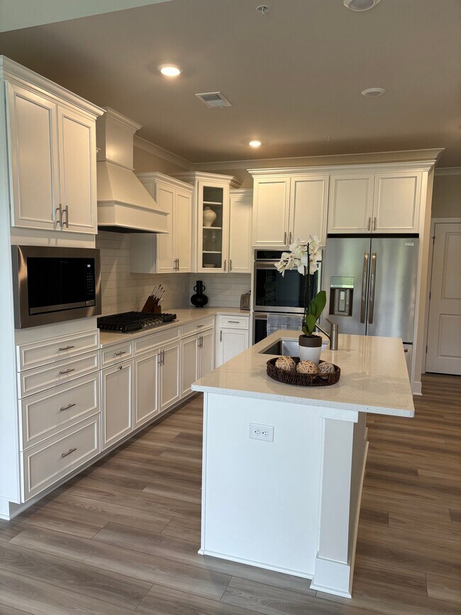 Building Photo - 2136 Winterberry Ln