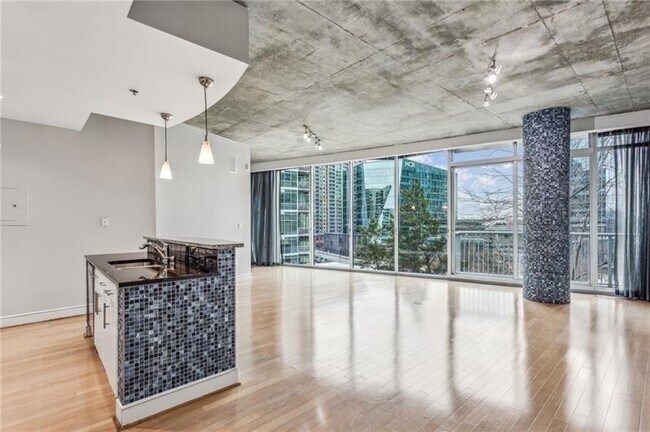 Foto del edificio - 950 W Peachtree St NW