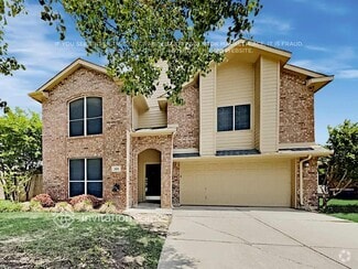Building Photo - 921 Mockingbird Dr