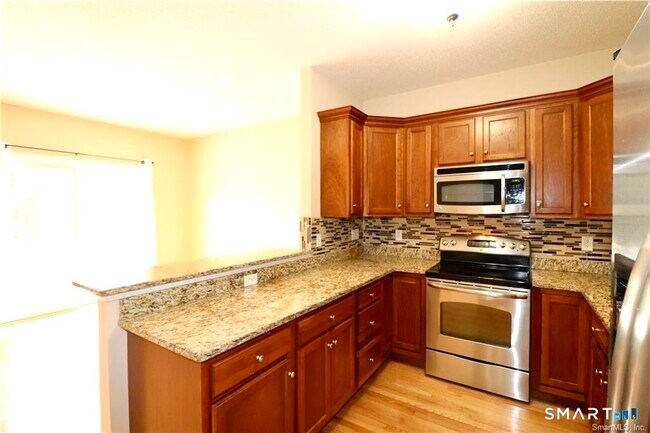 Foto del edificio - 15 Gianna Dr