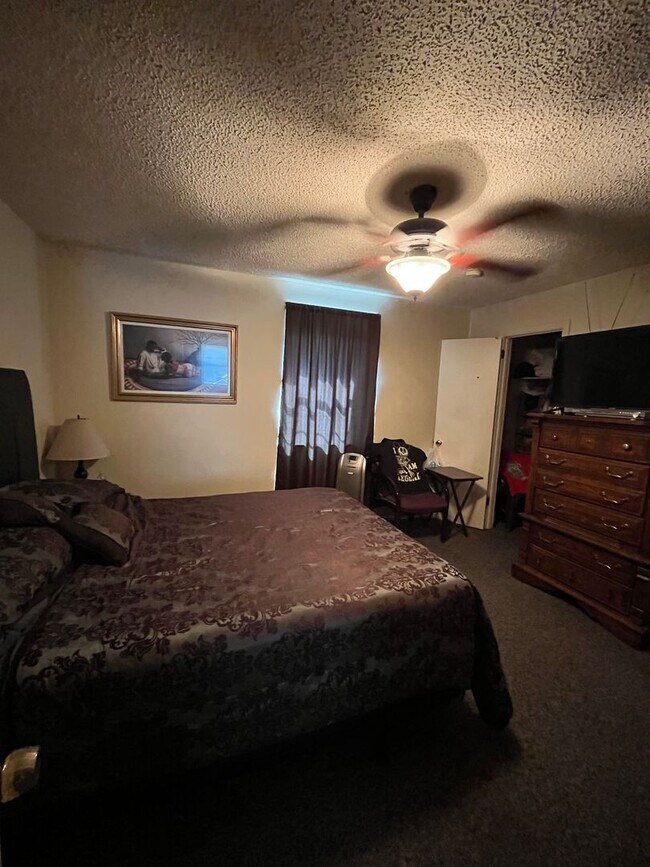 Foto del edificio - 2 Bedroom/ 1.5 Bath duplex in Madison