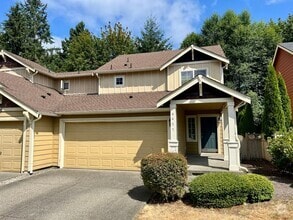 Building Photo - 4457 Roxanna Loop SE
