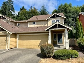Building Photo - 4457 Roxanna Loop SE