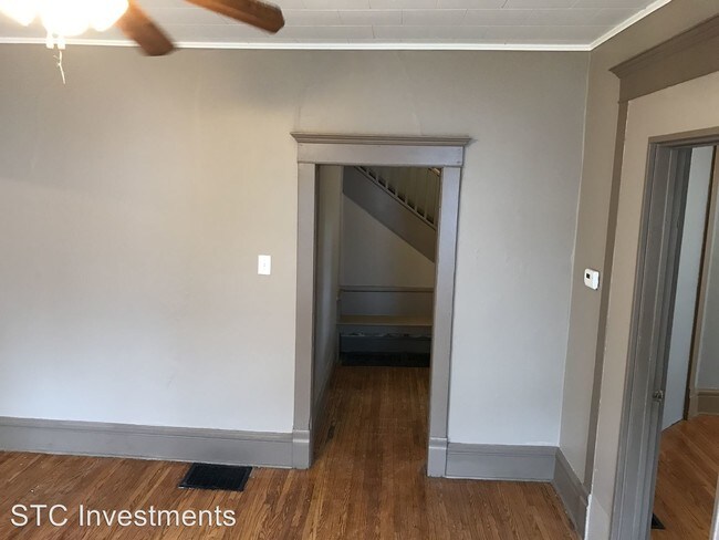 Foto del edificio - 4 br, 1.5 bath House - 809 W. Carroll