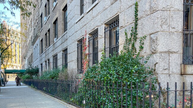 FOTO DE EDIFICIO - The Grinnell at 100