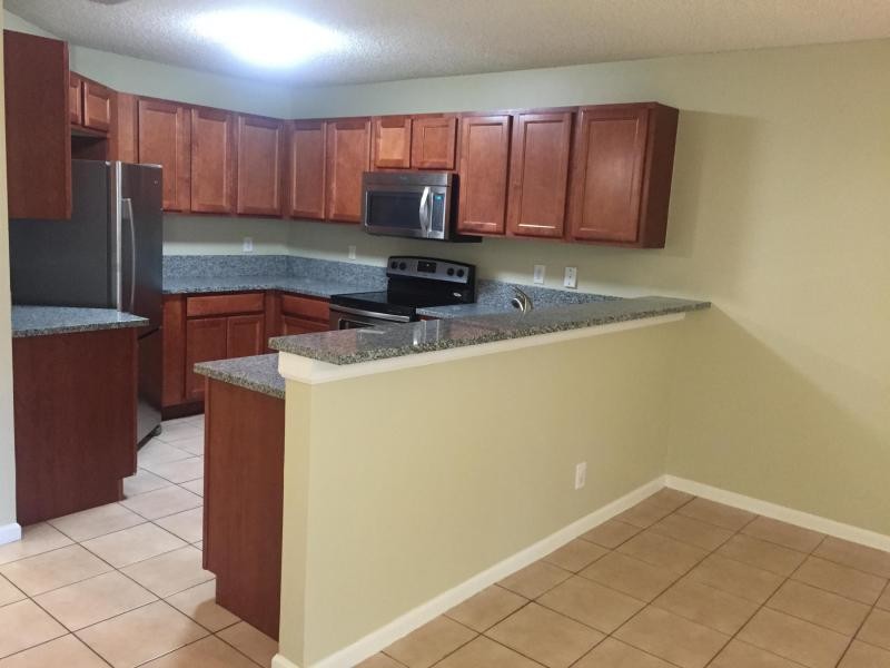 Foto principal - 669 Imperial Lake Rd
