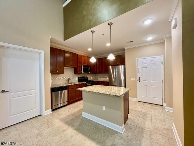 Building Photo - 4413 Ramapo Ct