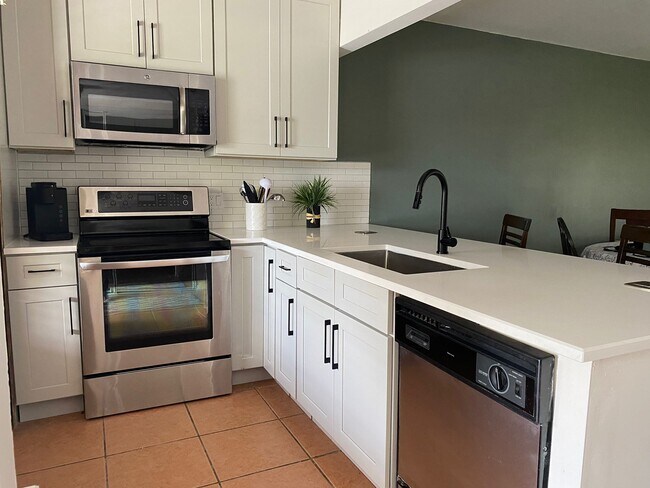 Foto del edificio - 441 NW 76th Ave