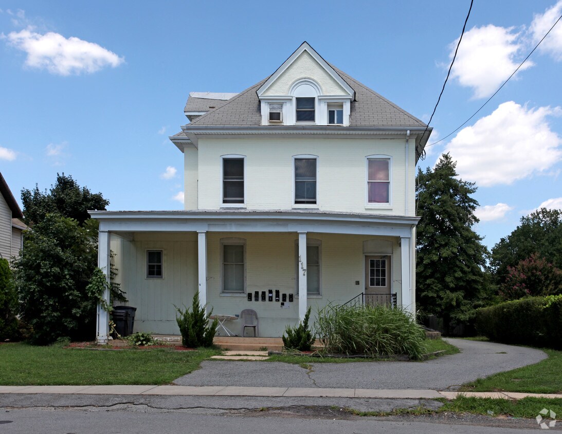 Building Photo - 117 Cecil Ave