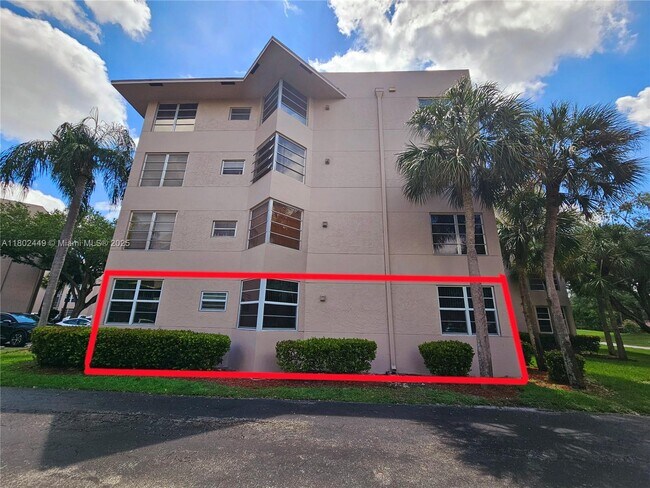 Building Photo - 9520 Seagrape Dr