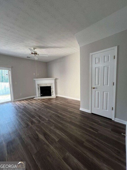 Foto del edificio - 3795 Austin Park Ln