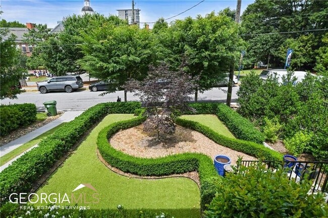 Foto del edificio - 2897 N Fulton Dr NE