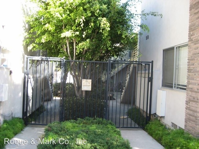 Building Photo - 2015 4th St