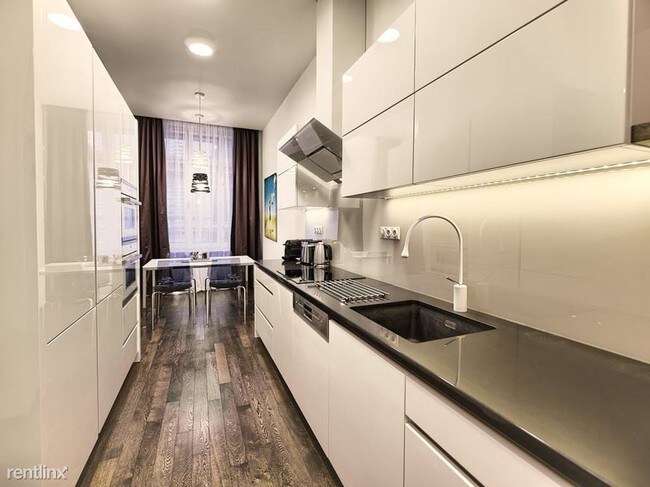 Foto del edificio - 480 E Okeefe St