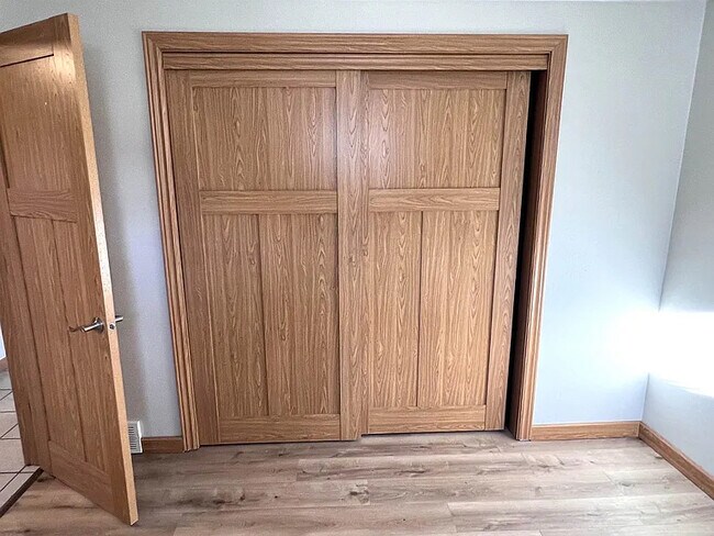 Foto del edificio - 2549 Babcock Rd