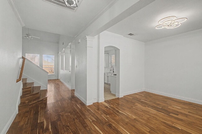 Building Photo - McKinney 4/3 with Pool