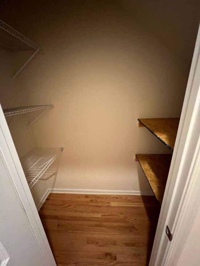 Foto del edificio - 965 Eagle Pl