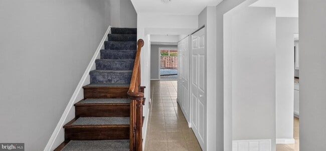 Building Photo - 6556 Pennacook Ct