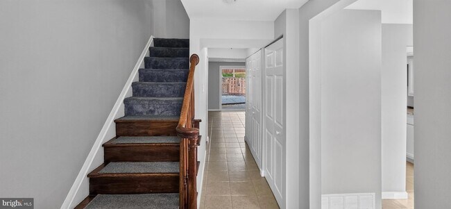 Foto del edificio - 6556 Pennacook Ct