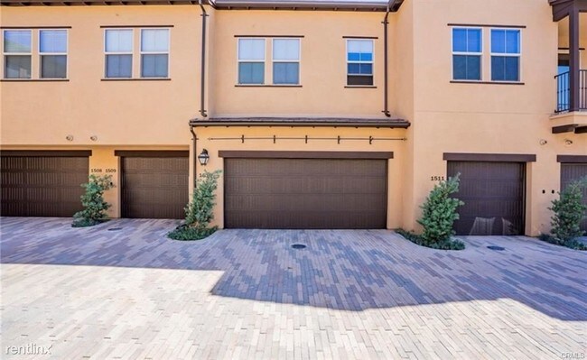 Building Photo - 3 br, 2 bath House - 1510 El Paseo
