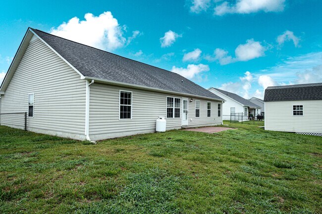 Building Photo - 910 Gum Branch Ct