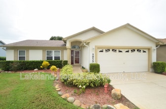 Building Photo - 5955 Chickadee Dr