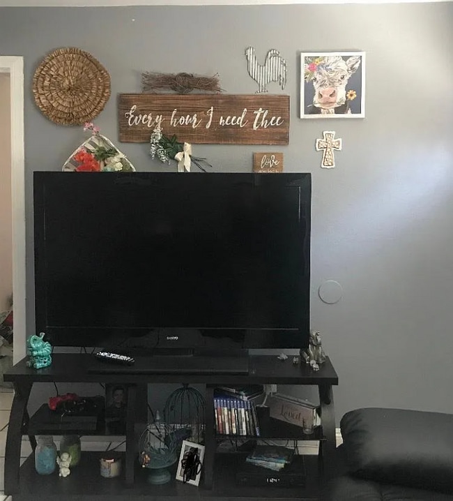 Photo - 26001 Juanita St House