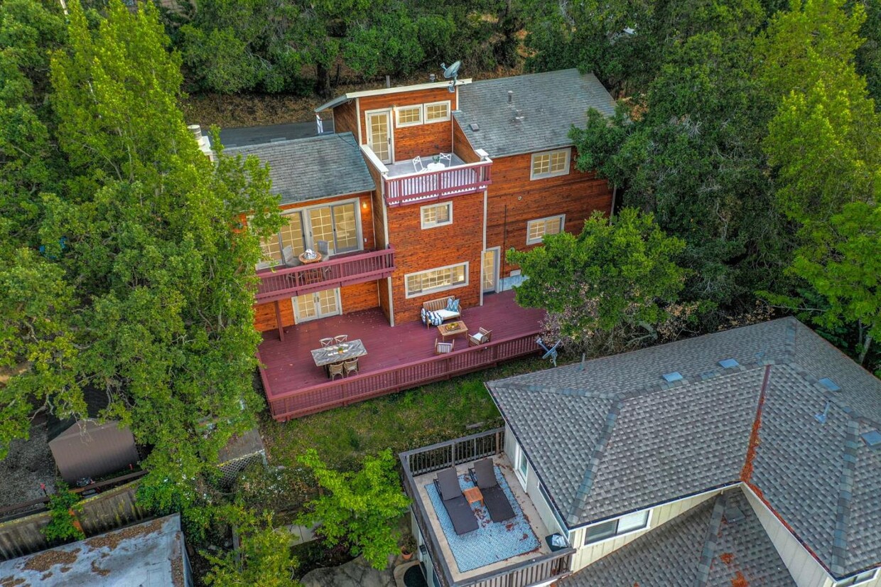 Foto principal - 648 Acacia Ln