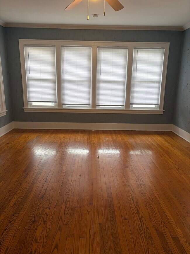 Foto del edificio - 21510 Maple St