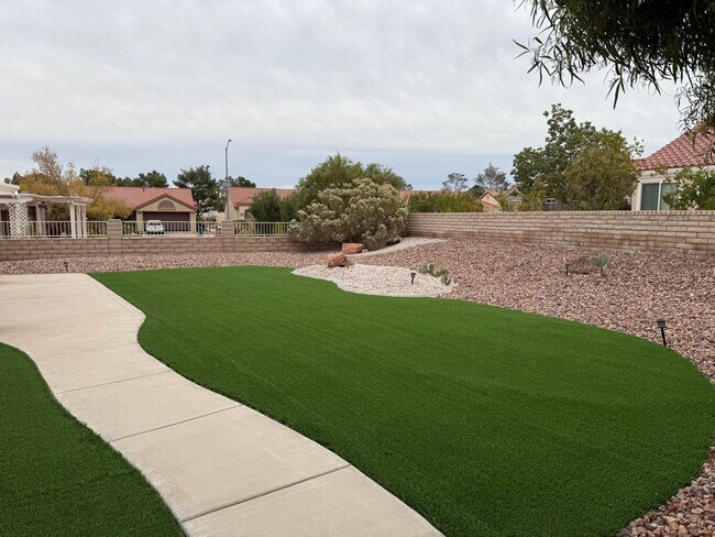 Building Photo - Sun City Summerlin 55+
