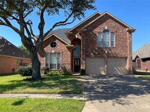 Building Photo - 2126 Winding Hollow Dr