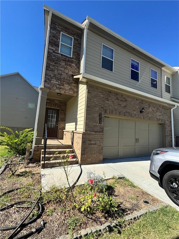 Building Photo - 2215 Manor Pointe Dr
