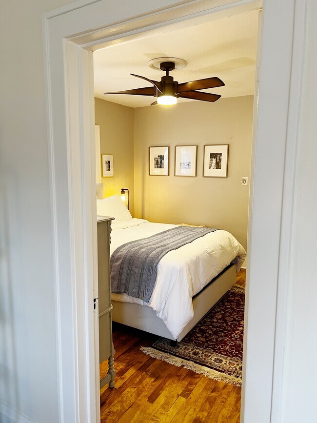 Foto del edificio - 2374 N 68th St