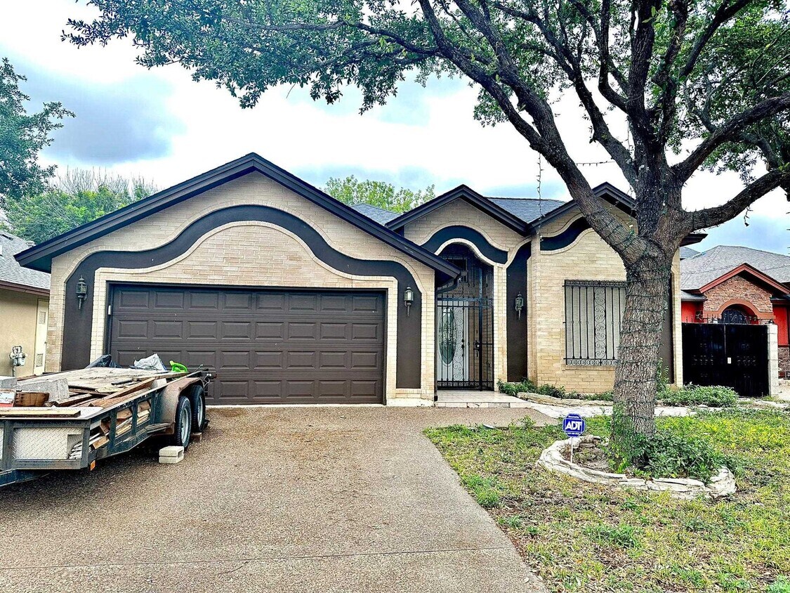 117 Summerwind Blvd, Laredo, TX 78041 House Rental in Laredo, TX