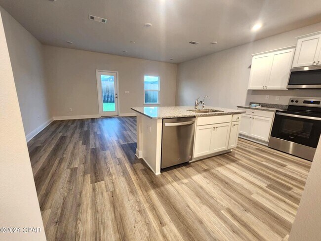 Building Photo - 267 Palmeras Marinas Ln