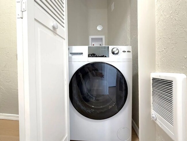 Foto del edificio - 1223 S J St