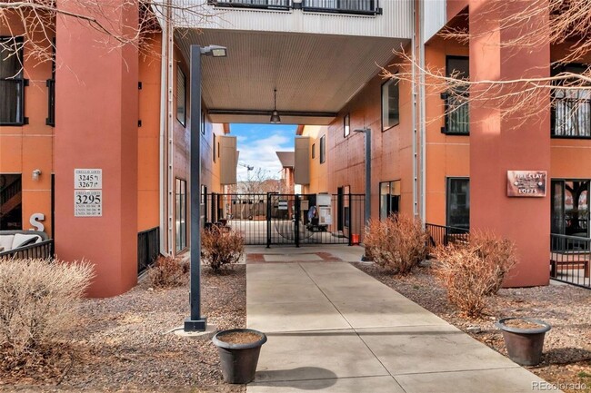 Beauty in the RiNo Arts District - Special... - Beauty in the RiNo Arts District - Special... House