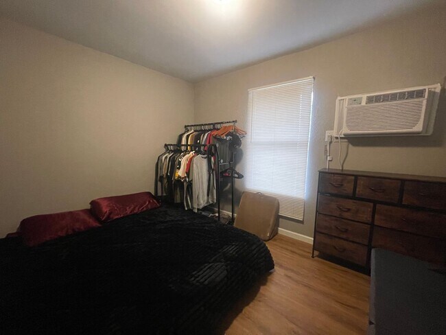 Foto del edificio - Studio Apartment  in Hollister, MO