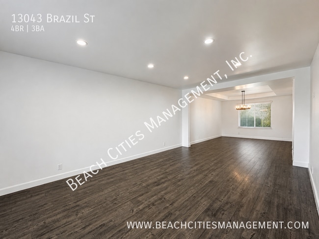 Building Photo - 13043 Brazil St