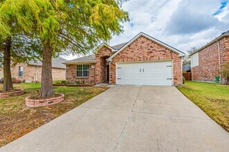 Building Photo - 3605 Cottonwood Rd