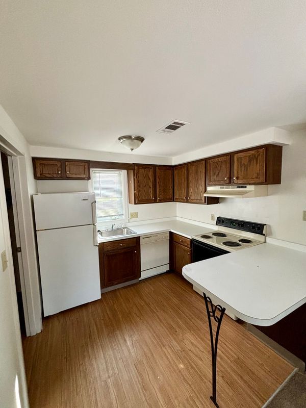 Foto del edificio - 15 Concord Ct