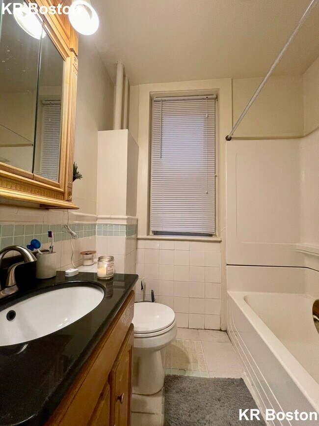 Foto del edificio - 157 Hemenway St