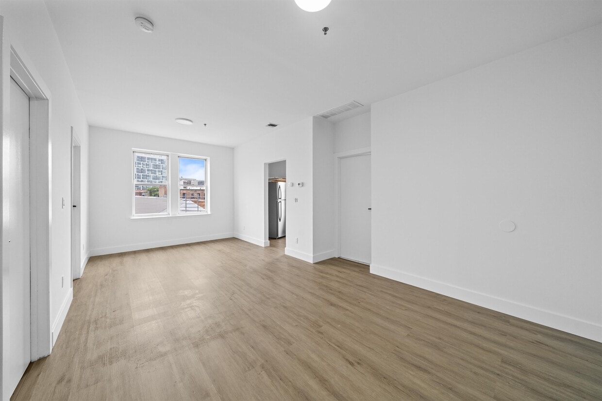 Primary Photo - 203 Academy St