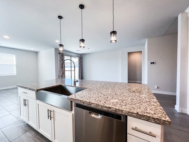 Building Photo - Stunning home in gated McClellan Ranch.