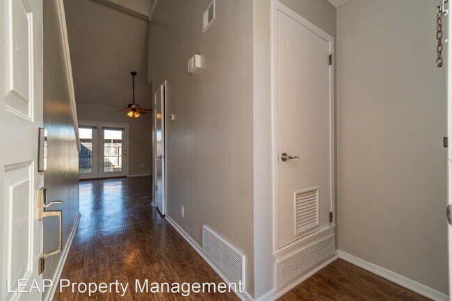 Foto del edificio - 2 br, 2 bath House - 4541 Bermuda Dr.