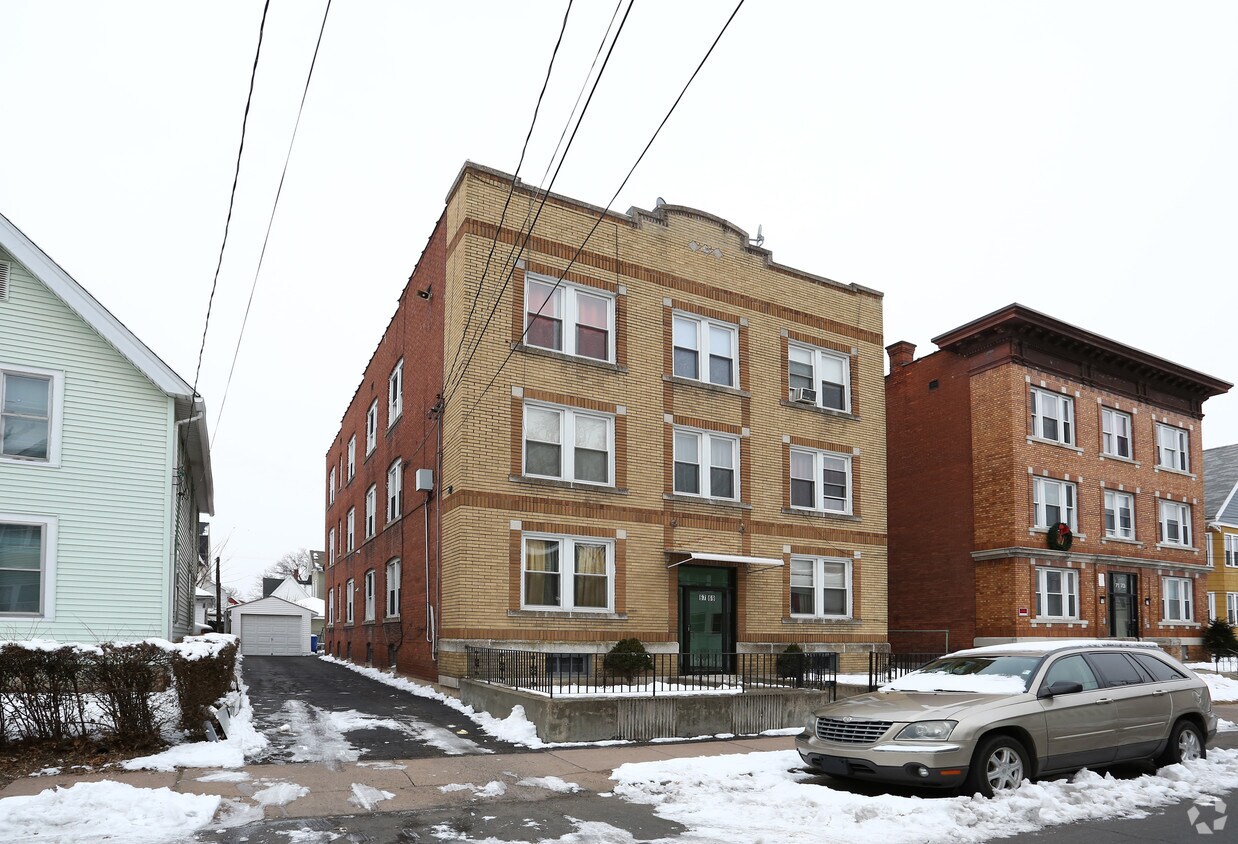 Foto del edificio - 67-69 S Whitney St