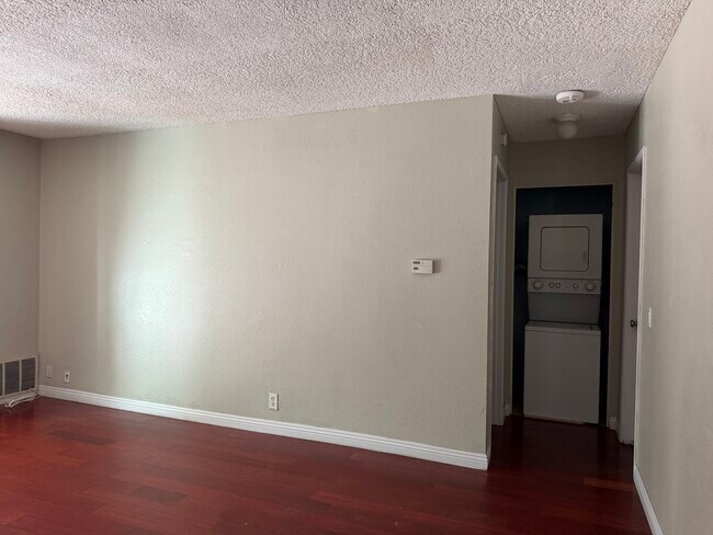 Foto del edificio - 20567 S Vermont Ave