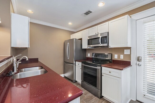 Foto del edificio - PRE-LEASE July 2023!!! 2/2.5 in The Woodla...