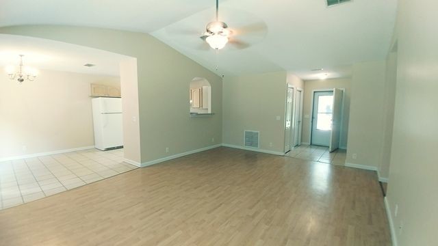 Building Photo - Sheffield Island Estates